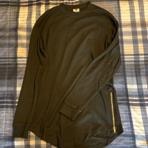 Men’s long sleeve shirt